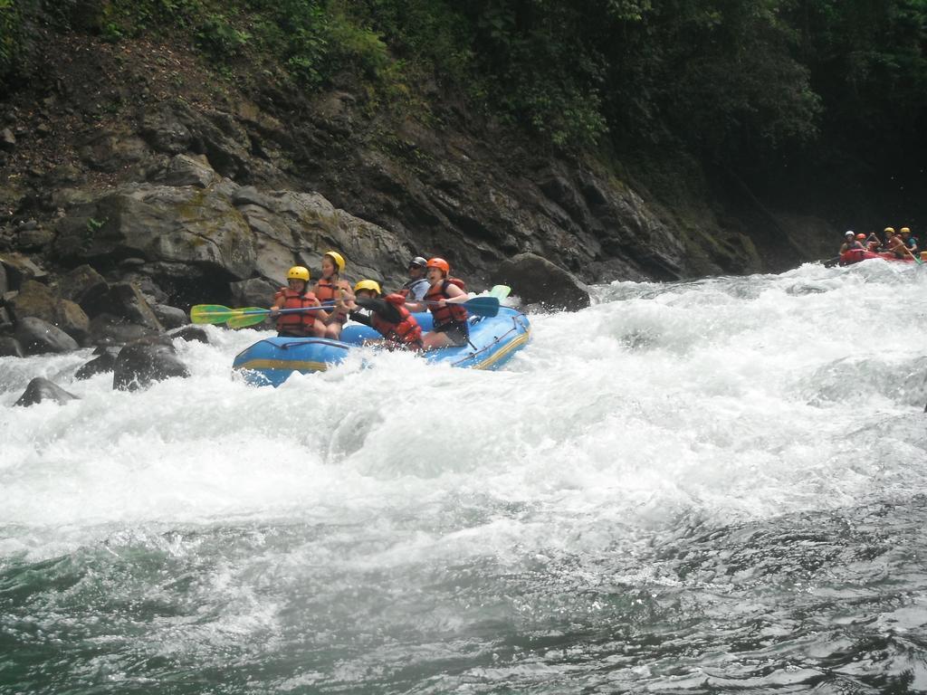 Spanish By The River - Turrialba Exterior photo